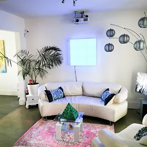 Homestay Aromansse, Winnipeg